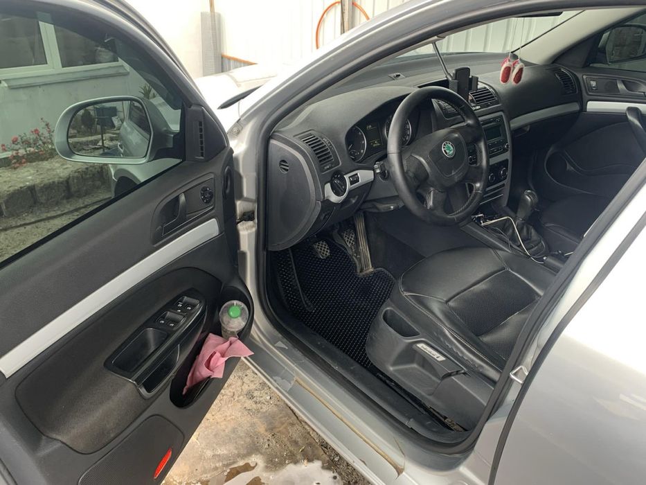 Продам Шкода октавія 2010