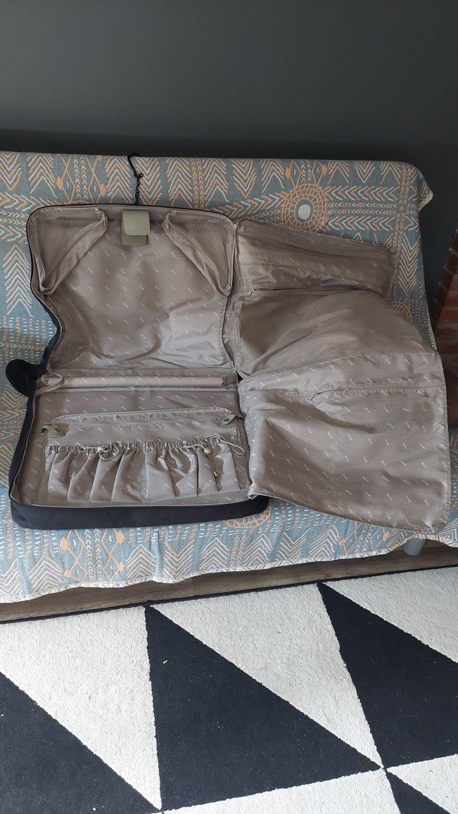 Torba na garnitur Titan Continental