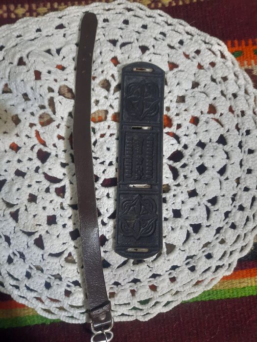 Ремні  для годинника ,ціна за все