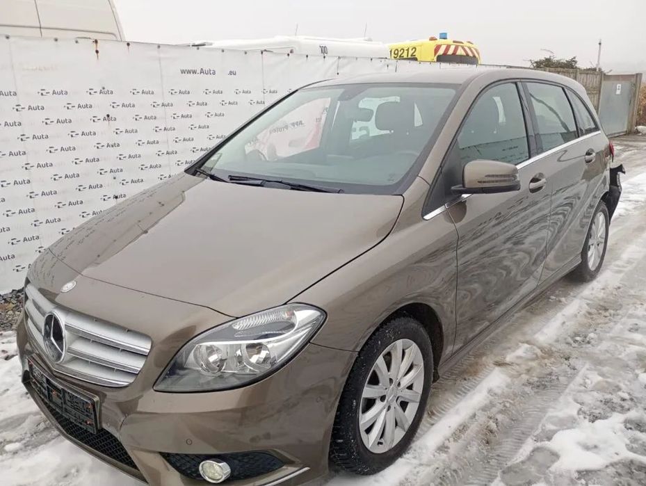 Mercedes-Benz Klasa B Mercedes B180 1.6b 02/2014