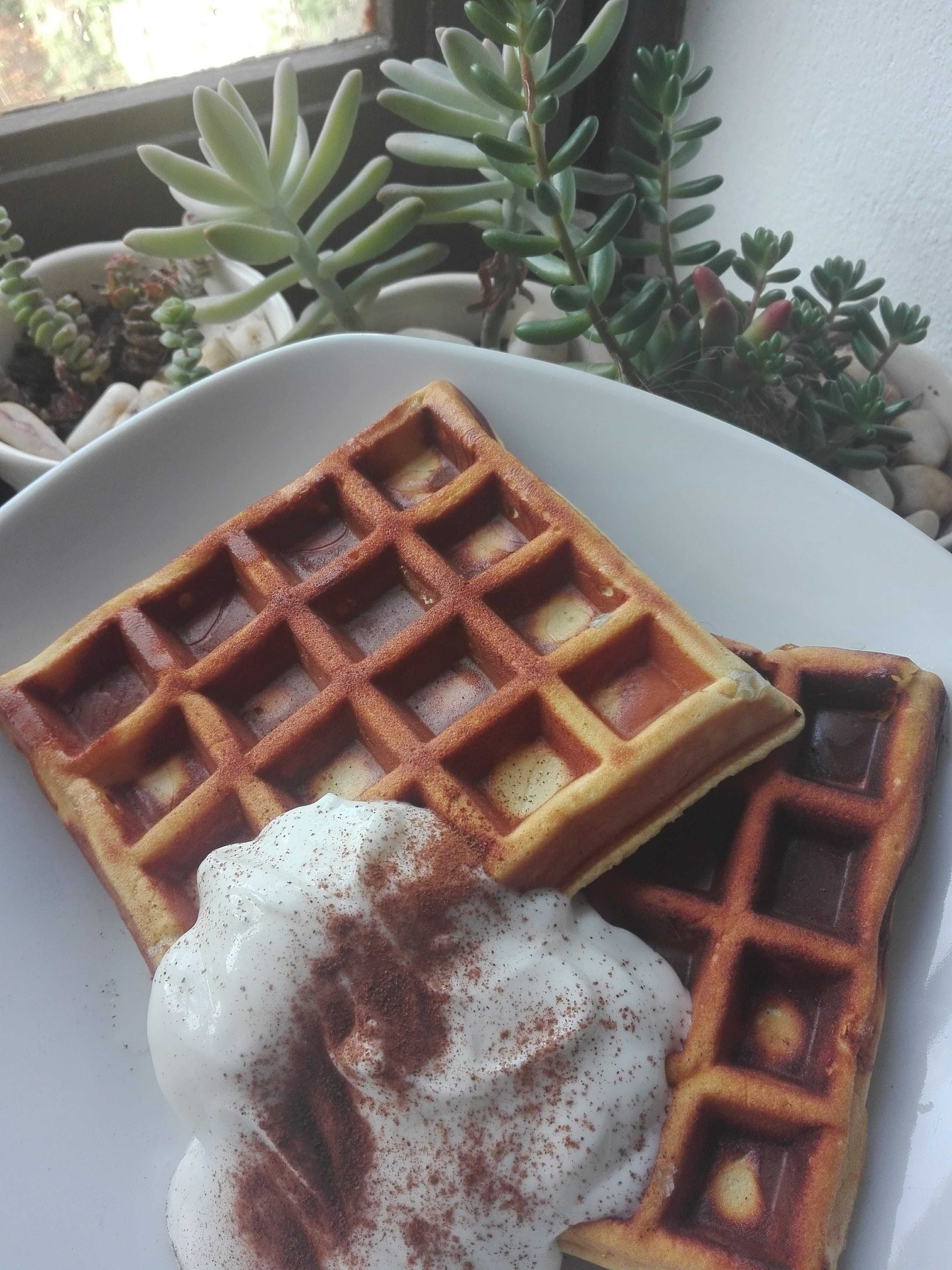 Máquinas waffles SilverCrest com 3 formas