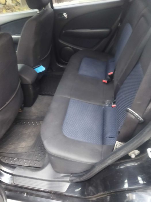 Митсубиси Аутлендер