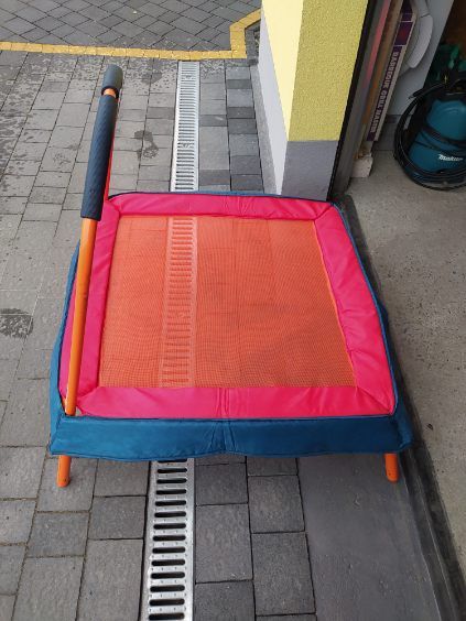 Sprzedam mini trampoline dzieciecą