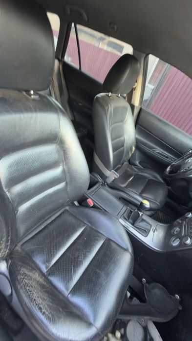 Продам машину  Mazda