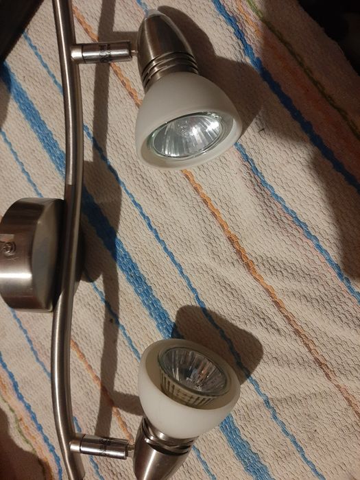 Lampka dwupunktowa na ścianę