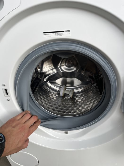 Пральна машина Miele W6547 на 7 кг.