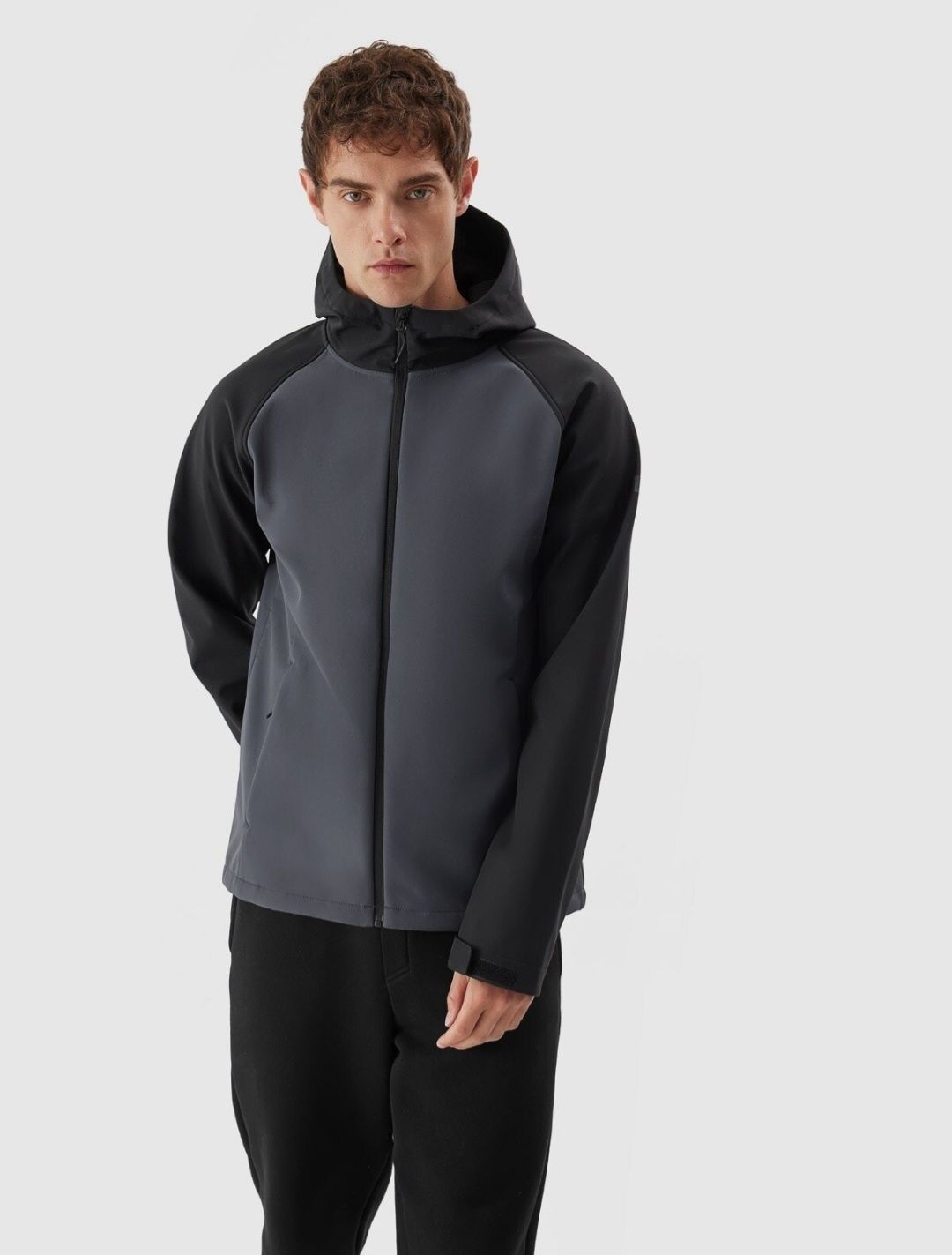 Kurtka męska softshell rozsuwana z kapturem 4F r. XL membrana 5000
