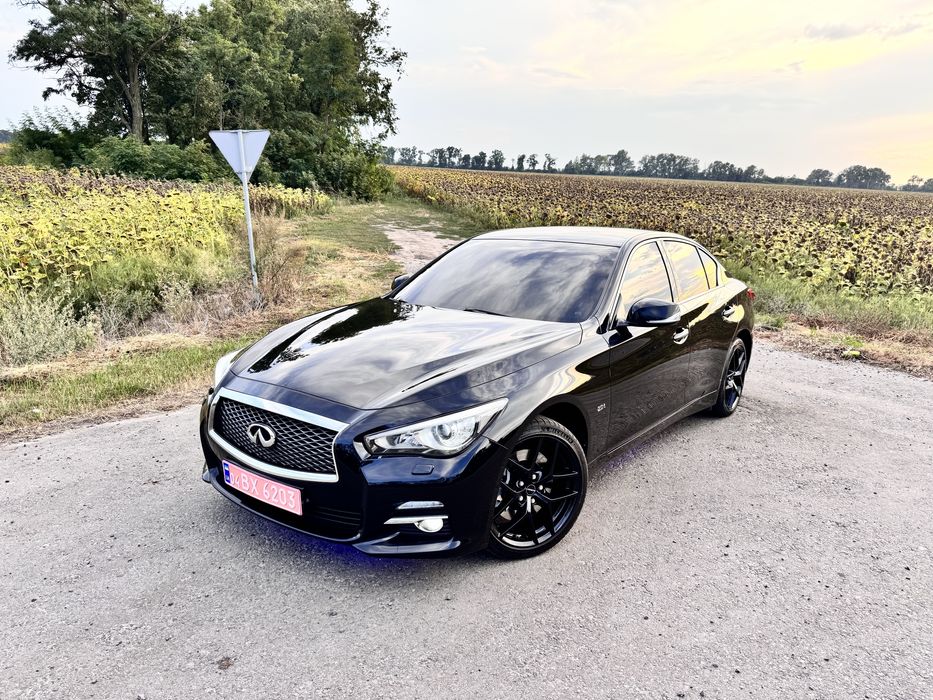 Infiniti Q50 не бита і не фарбована