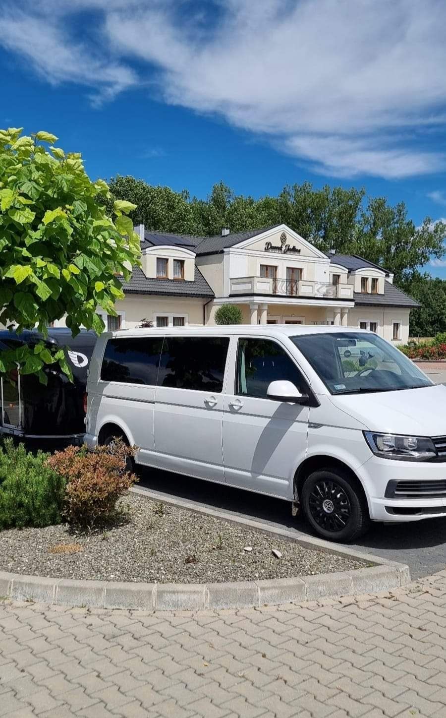 Transport bus z kierowcą/przyczepą/zestaw