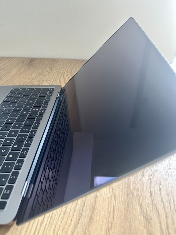 MacBook Air 13-calowy 2020 Retina Space Gray