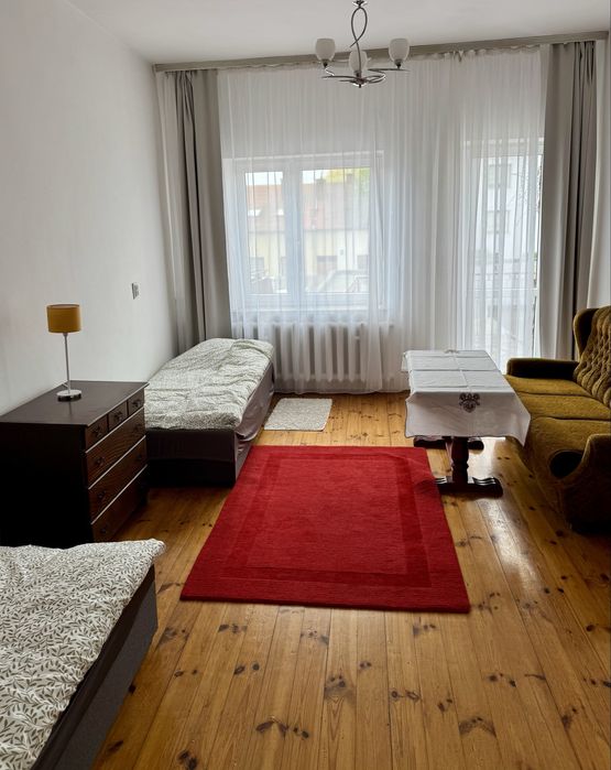 Wynajmę dom w centrum Łasku dla 7 osób