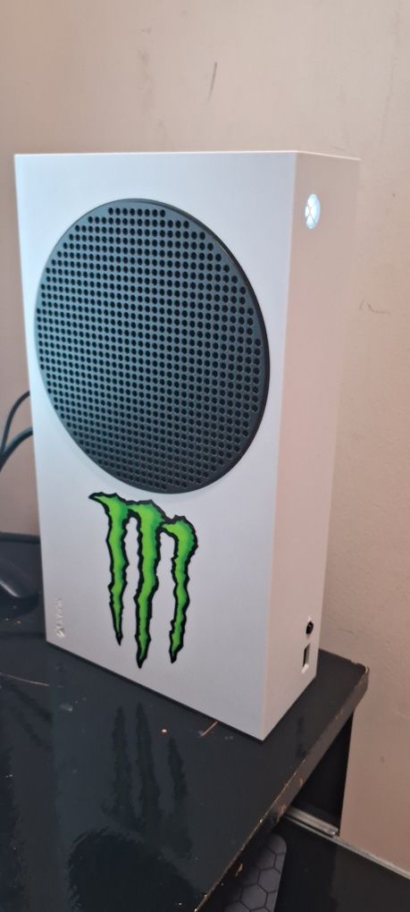 vendo xbox series s com 2 Comandos,ler descrição!!