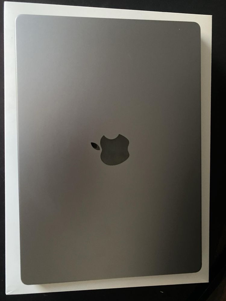 Apple Macbook 14 pro m2 512gb ssd