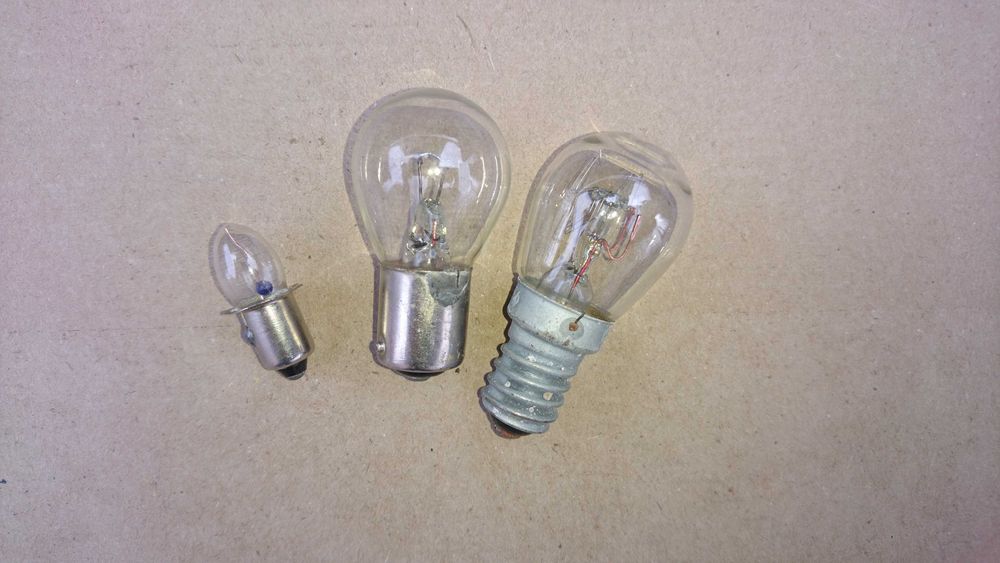 Лампочки накаливания 12 220