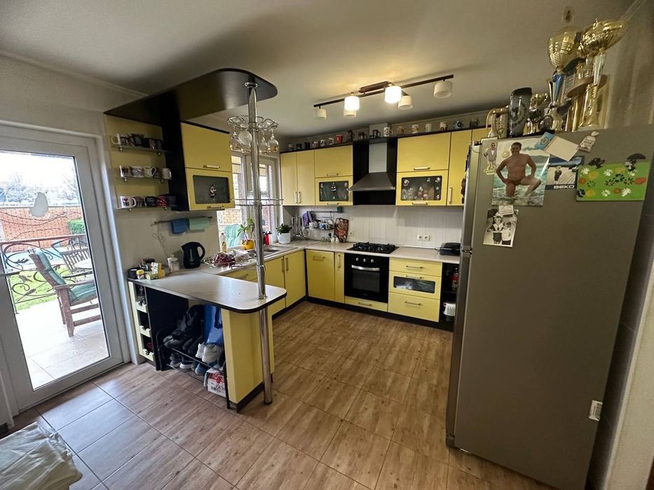 Продам Дом Кирпич Коттедж ЗОЛОТЫЕ КЛЮЧИ Слобожанское Правда