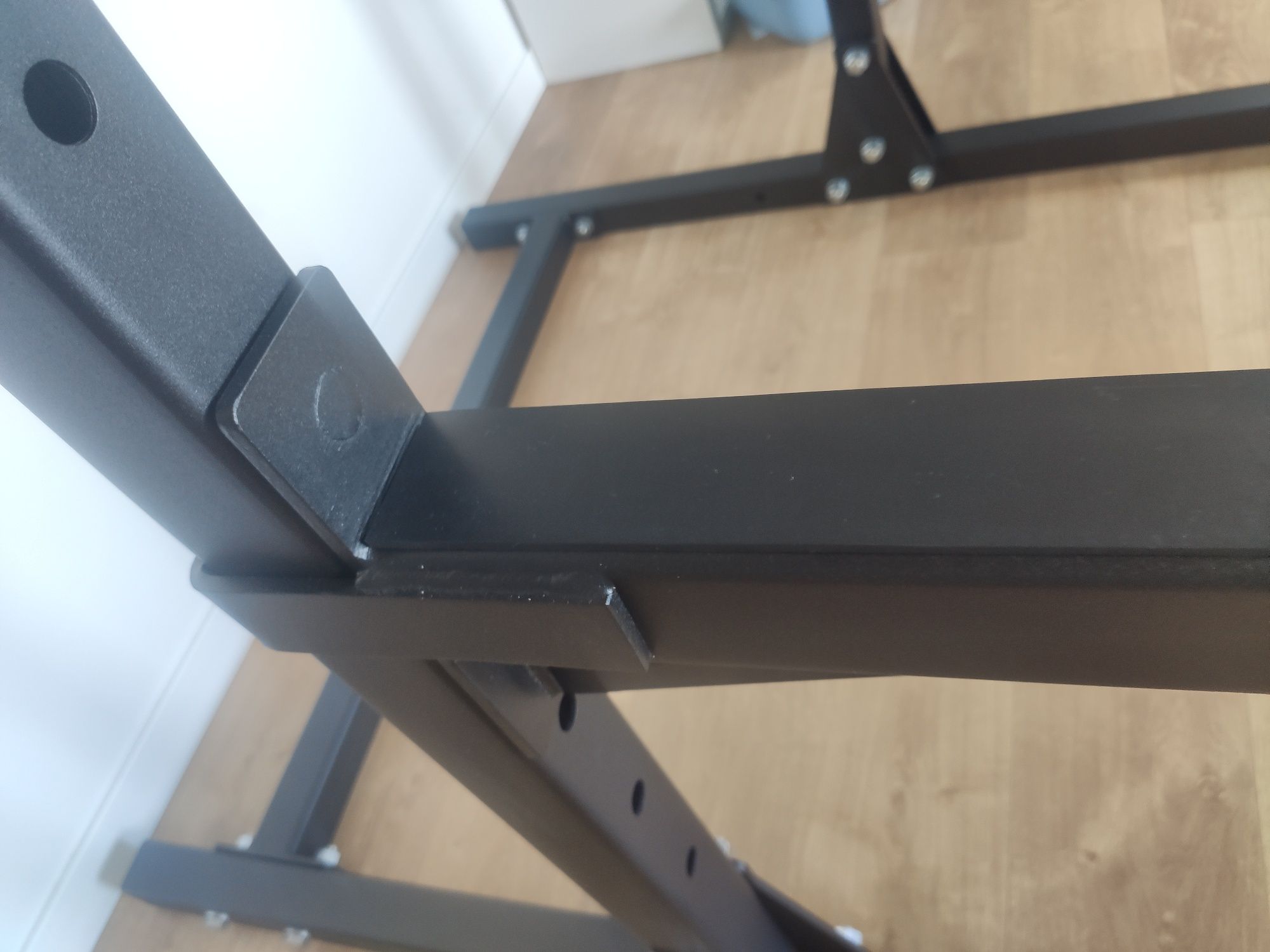 Half rack stojak do przysiadów z asekuracją