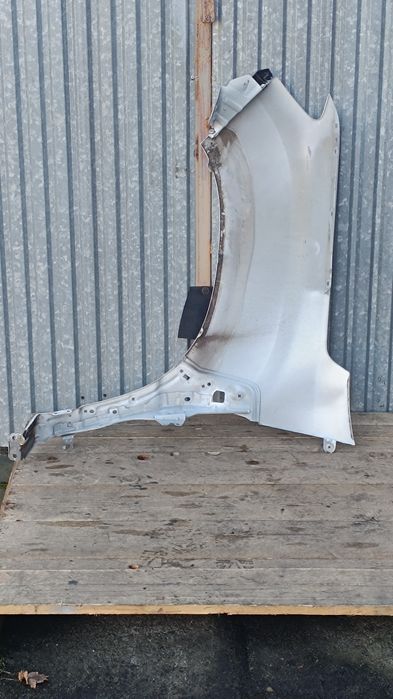 Błotnik przedni prawy Dacia Duster II 2