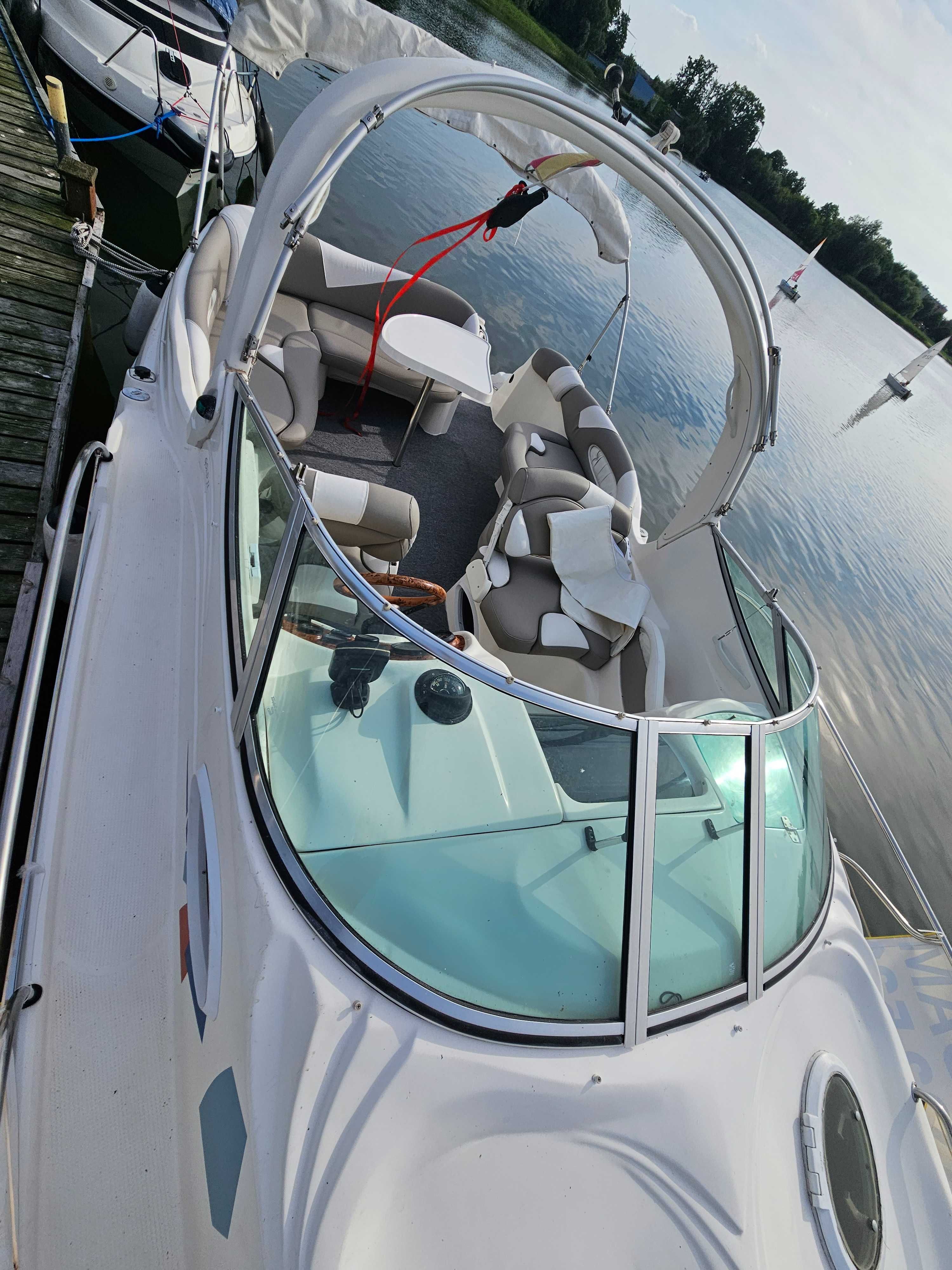 Jacht motorowy łódż kajutowa Lema Gold 2 volvo penta 4,3 v6  przyczepa