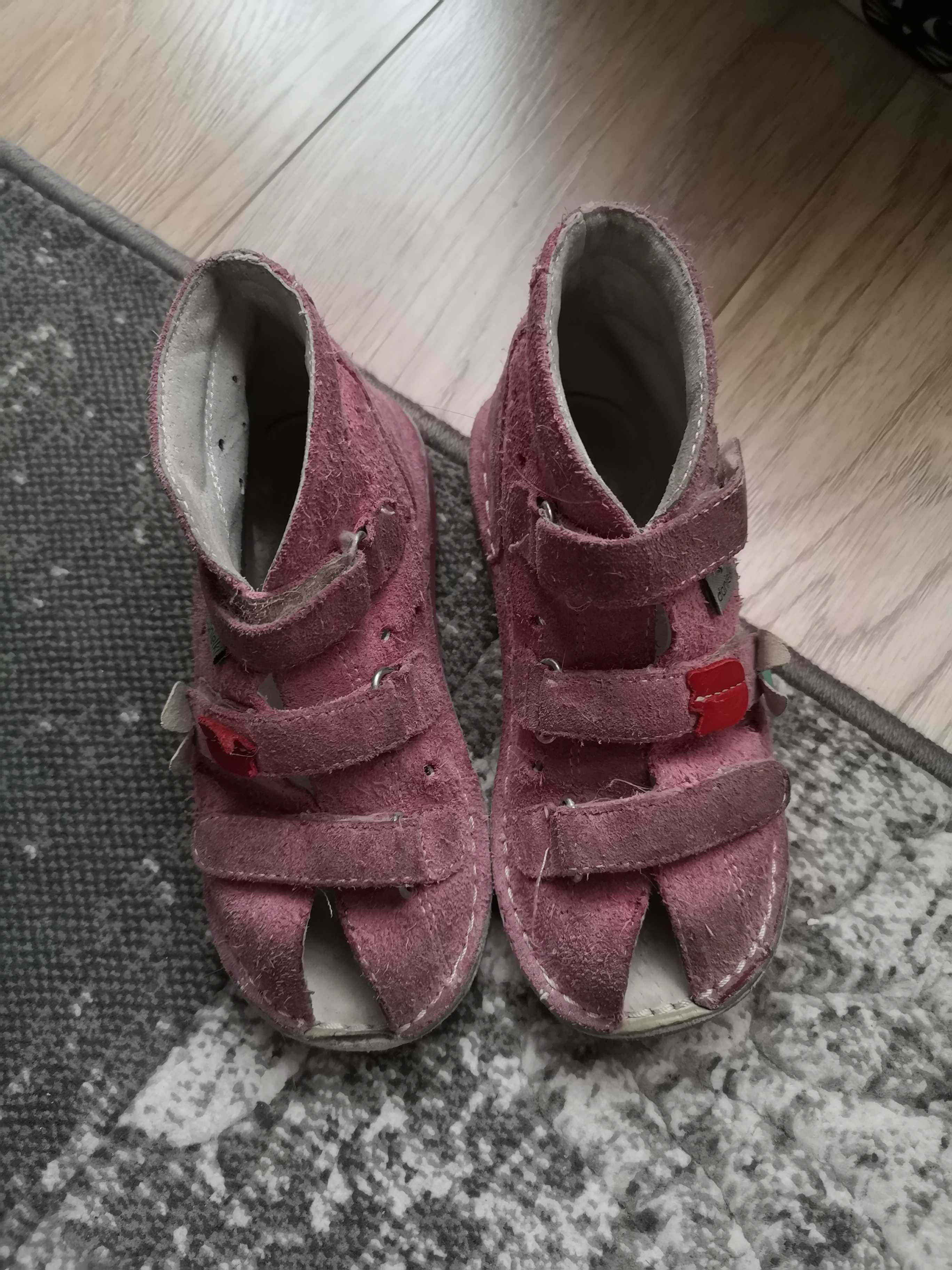Buty Danielki dla dziewczynki