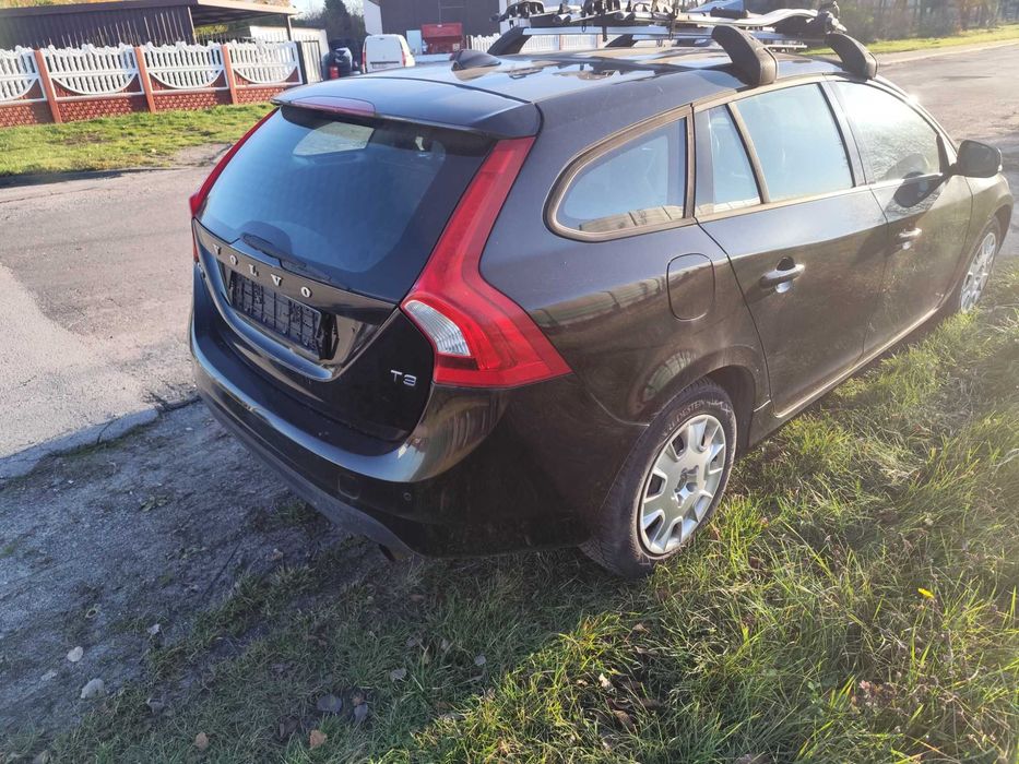 Volvo V60 2011r 1.6 Benzyna T3 manualna