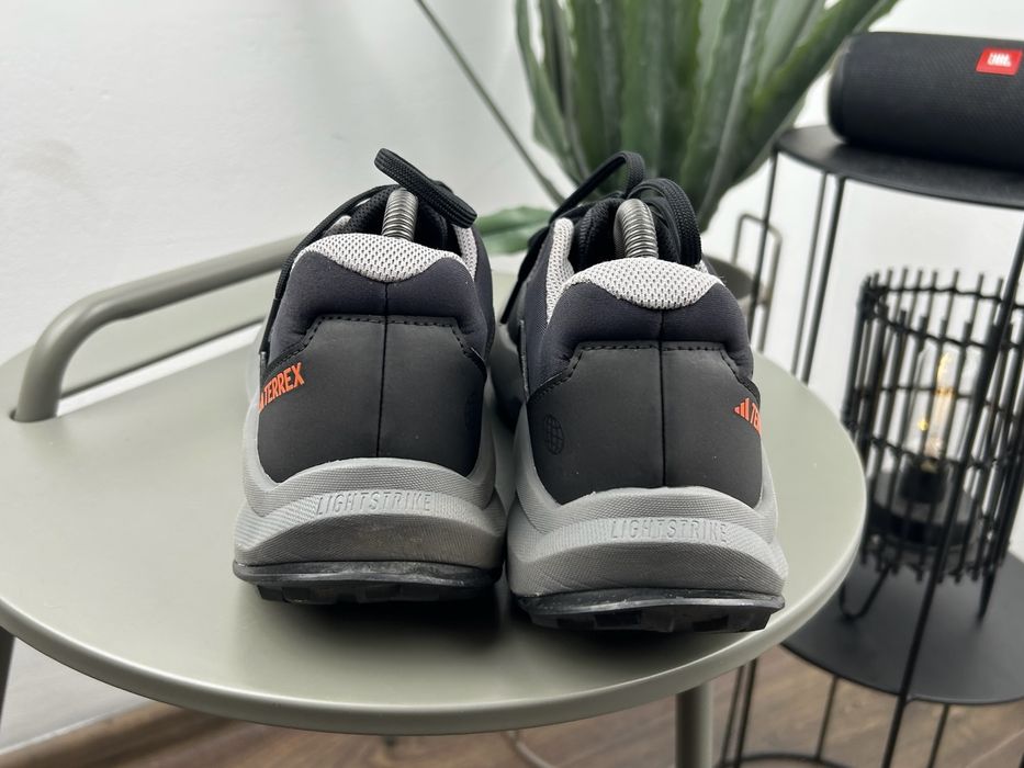 Оригінал! Кросівки Adidas Terrex Gore Tex 40.5 розмір М05097