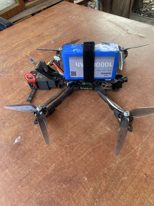 Продам фпв дрон.
