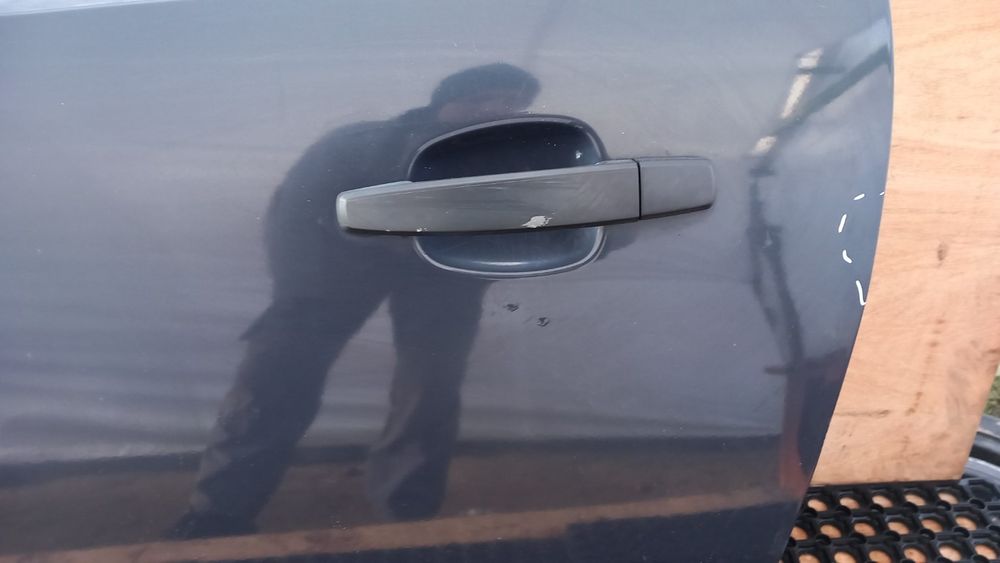 Opel Corsa D  3D  Drzwi Przód Lewy  Z168