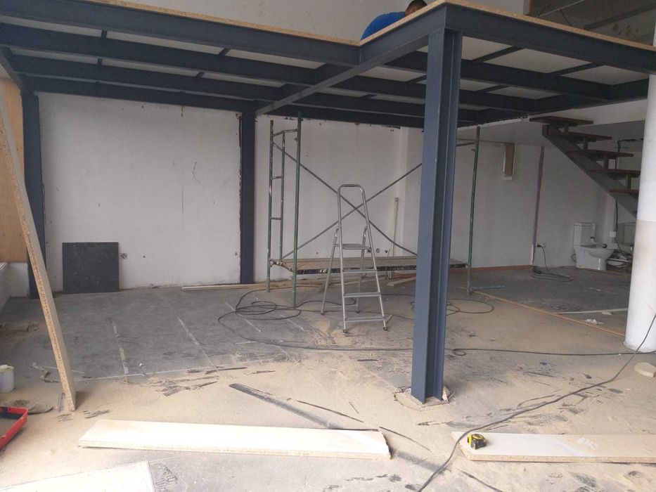 Caixilharias e Serralharia em Alumínio,Inox e Ferro- Orçamentos Grátis