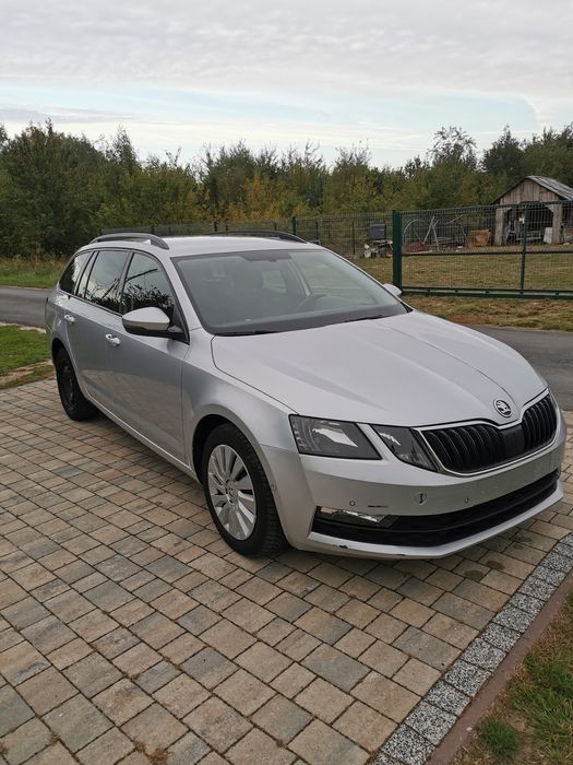 Skoda octavia 1.6tdi dsg duża navi