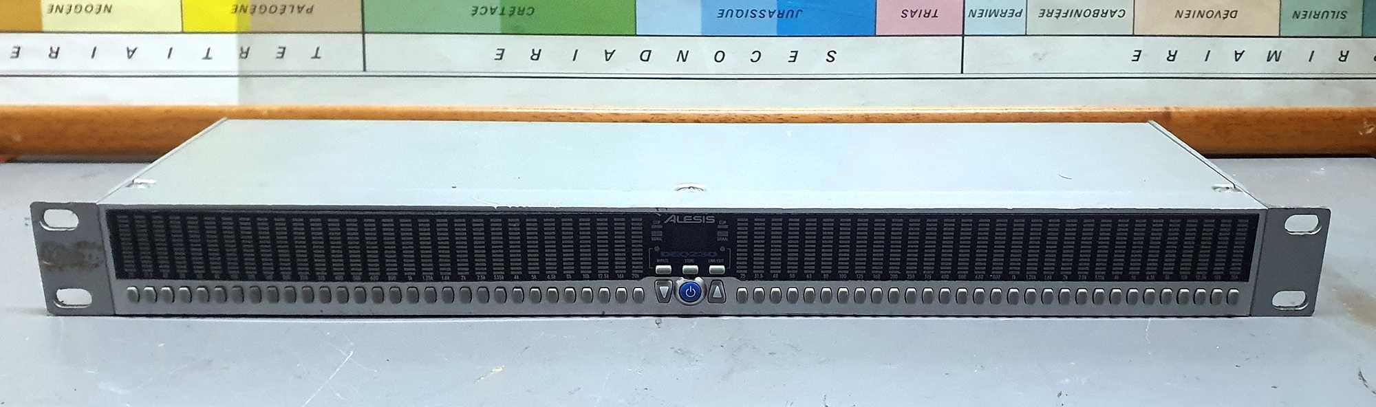 Alesis deq230 Equalizador Gráfico Digital