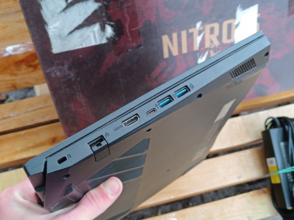Як новий, Ігровий ноутбук ACER (Ryzen 5/16/256+1000/GTX 1650 4gb)