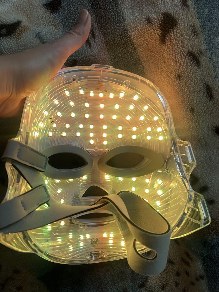 Maska LED na twarz  wiele kolorow