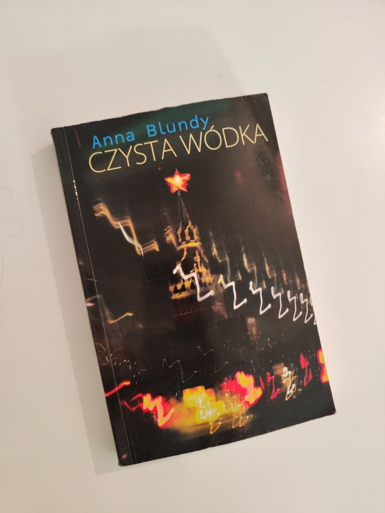 Czysta wódka - Anna Blundy "x