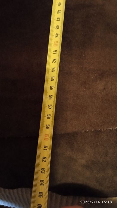 Продам шесть кусков кожа замша натуральная.