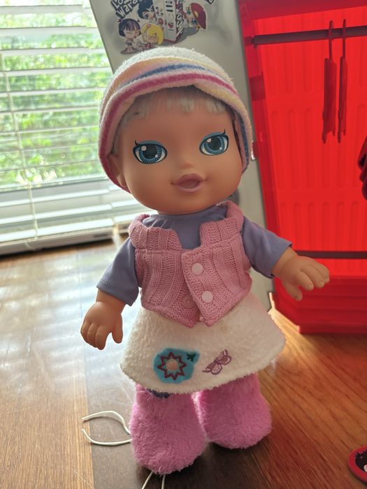 Bonecas Jagets 35 cm com roupeiro