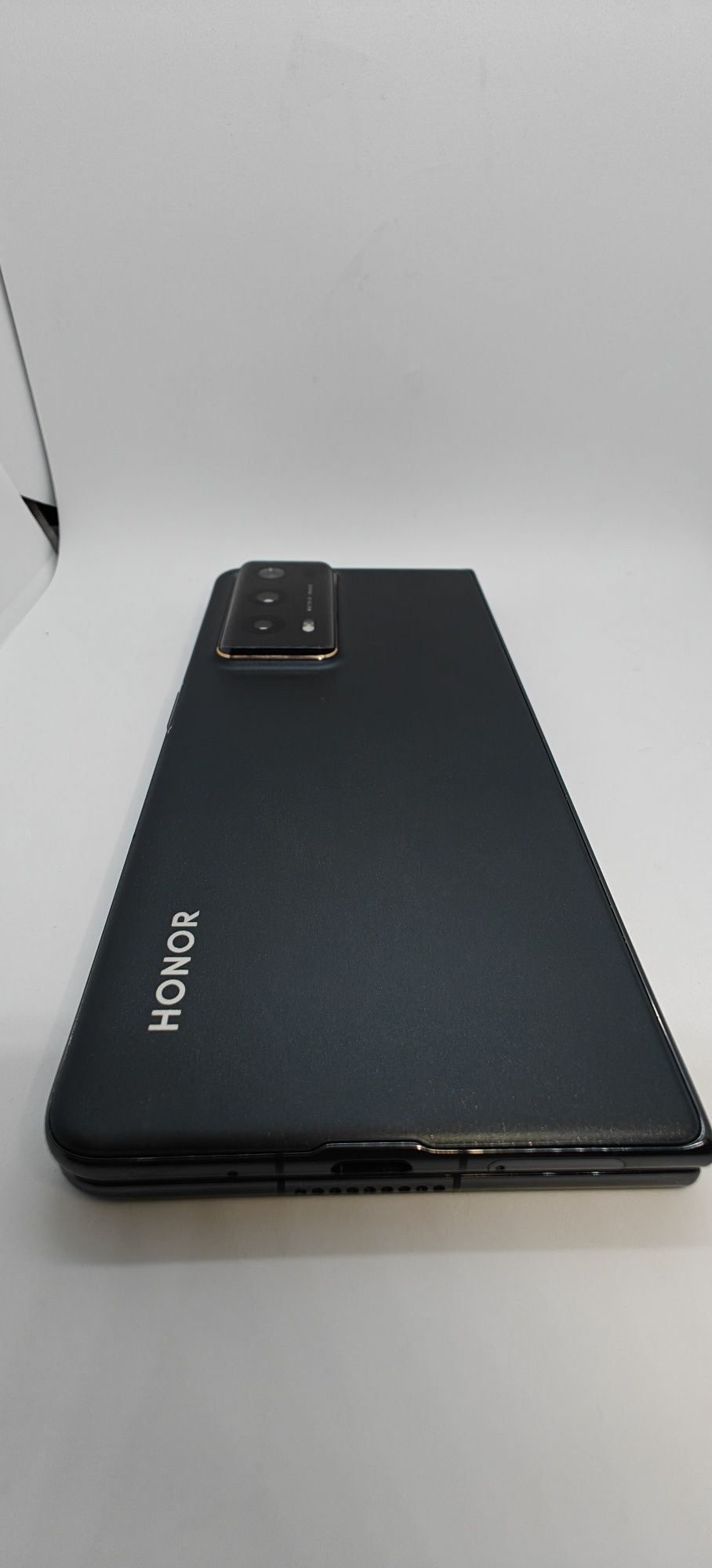 Honor magic V2 16Gb/512Gb