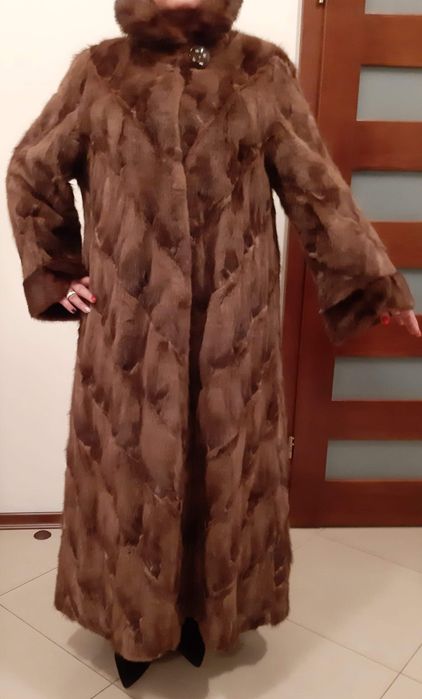 OKAZJA! Eleganckie futro z norek długie kloszowe