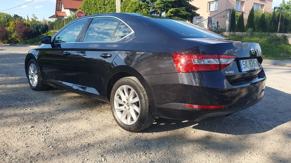 Skoda SUPERB III 2.0 150KM TDI CR Ambition

2.0 150KM TDI CR Ambition