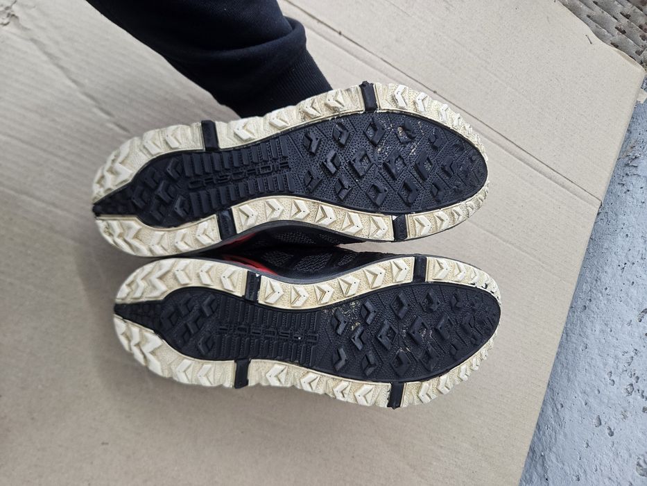 Кросівки brooks cascadia 41р