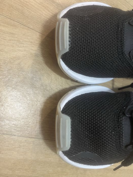 Кросівки adidas 38-38.5розмір