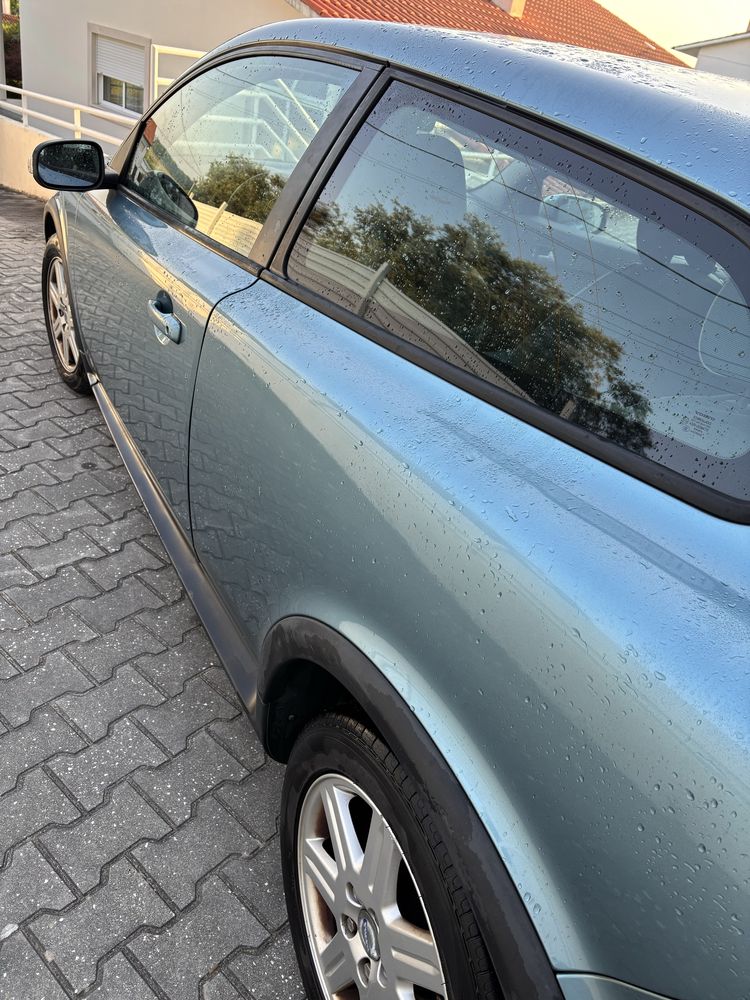 Volvo c30 1.6 D Diesel 109 cv LER DESCRIÇÃO