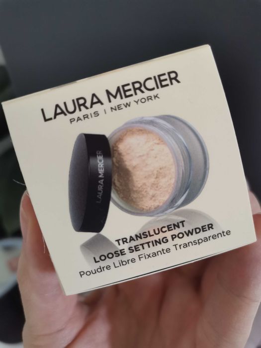 Puder sypki Laura Mercier wersja podróżna