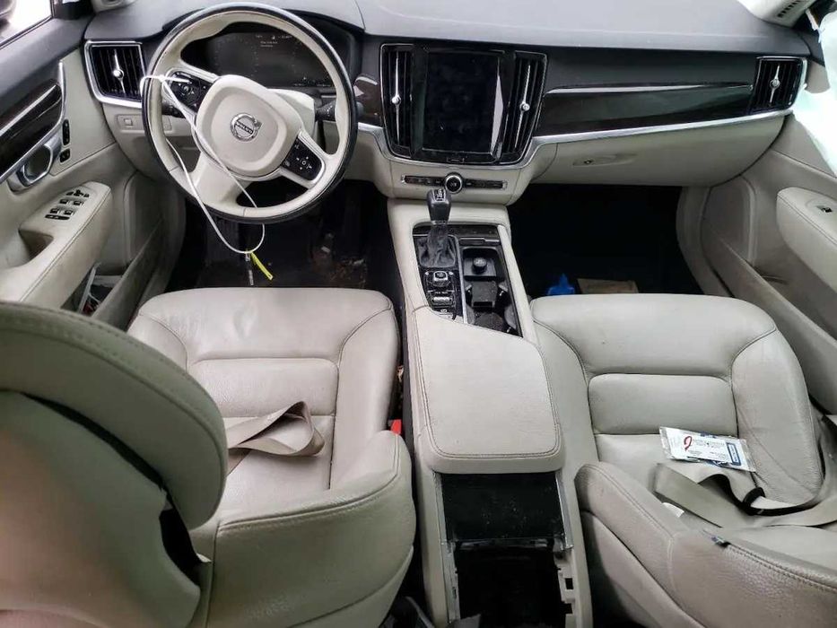 Бампер та інші запчастини Volvo S90 розоборка