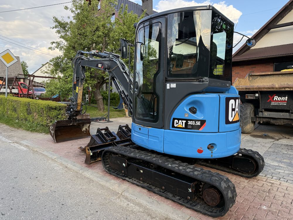 Minikoparka Caterpillar CAT 303.5 E CR z Niemiec 3.5tony 3 łyżki 2800h