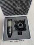 Мікрофон AKG p220