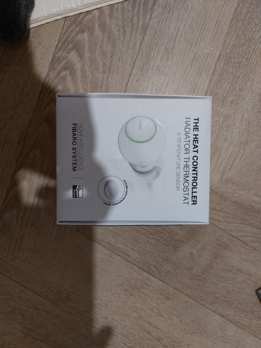 Głowica termostatyczna FIBARO FGT-001 + czujnik temperatury FGBRS-001