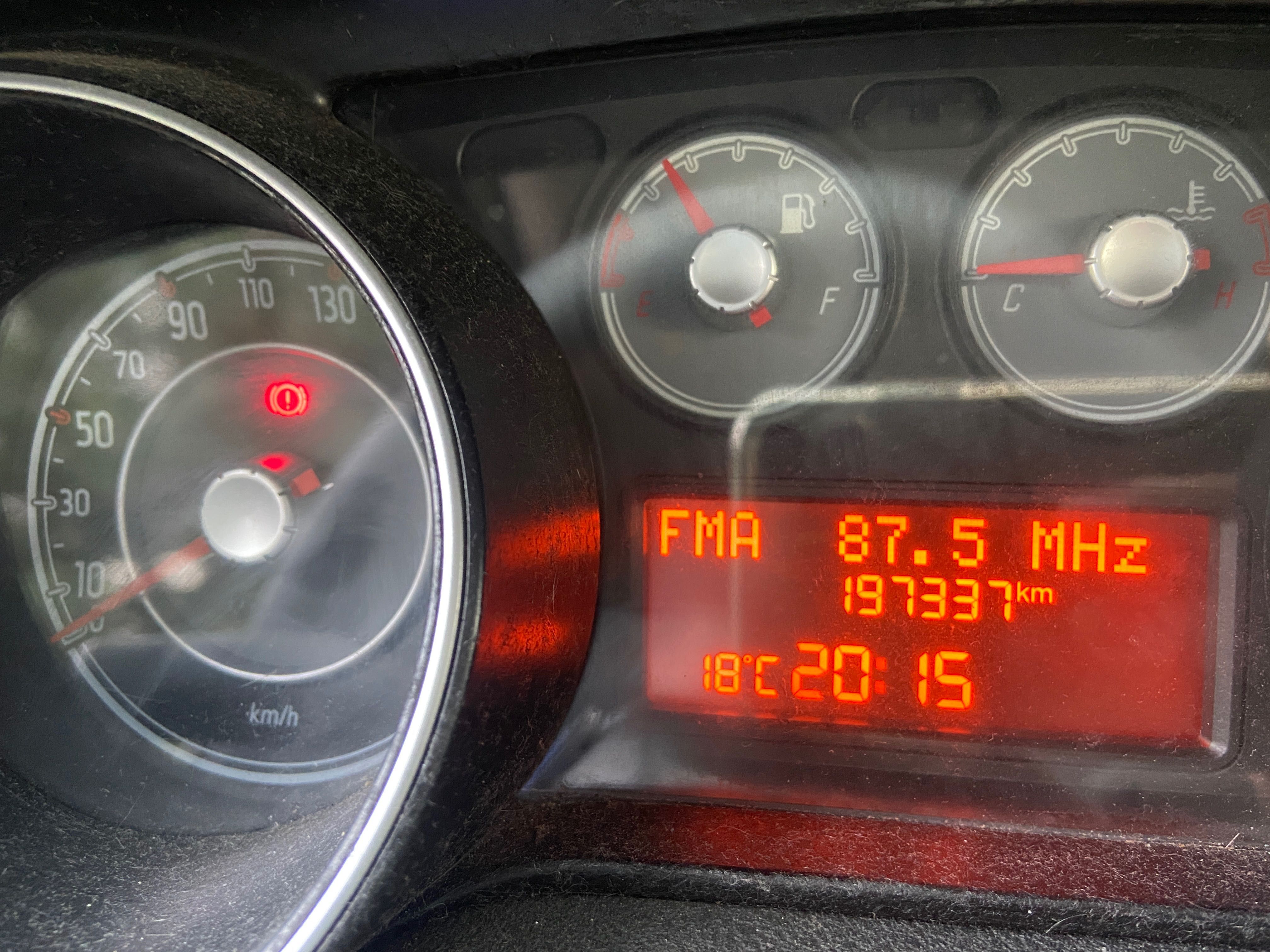 Fiat Punto Evo azul