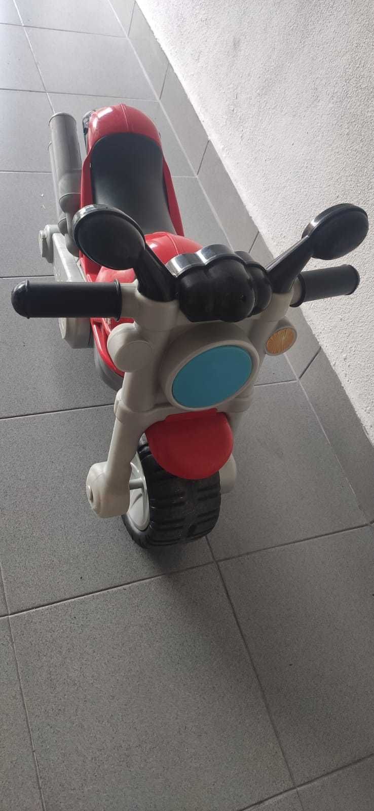 Mota criança Ducati