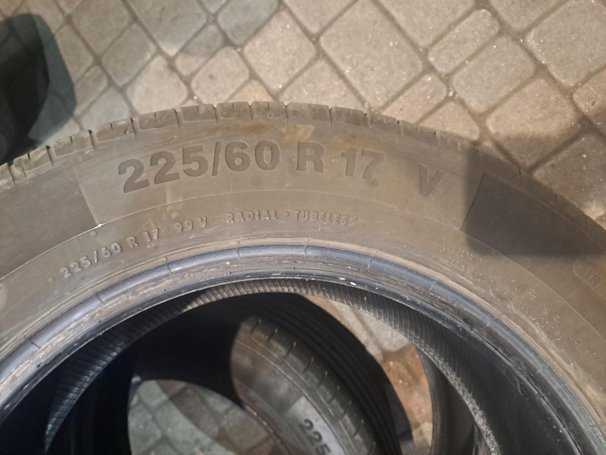 Літні шини Continental 225/60 r17