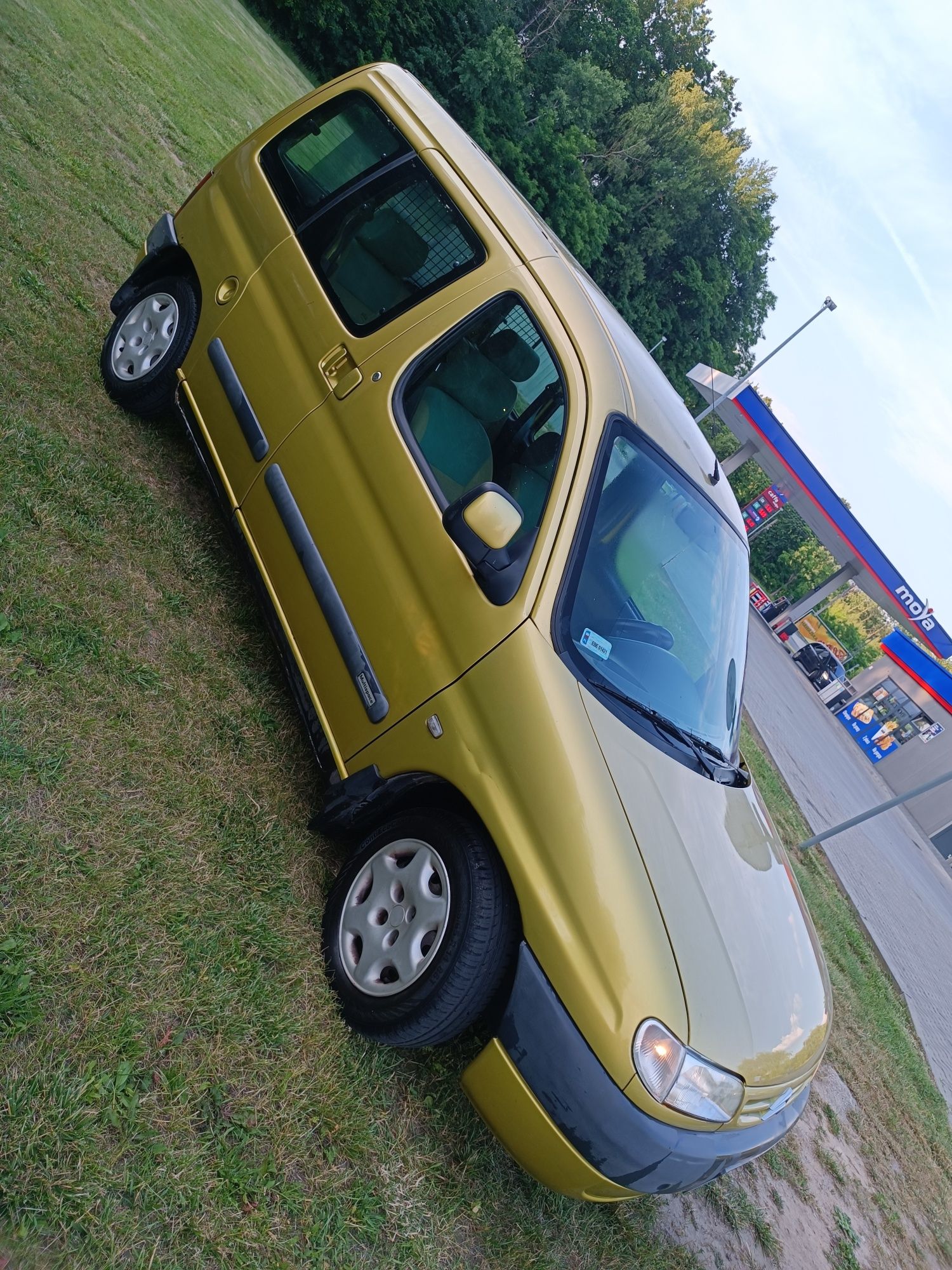 Citroen Berlingo 1.4B Ładnie Utrzymany